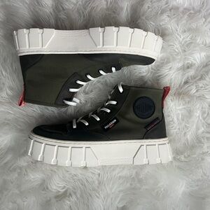 Army green High-Top Platform Sneakers from Palladium